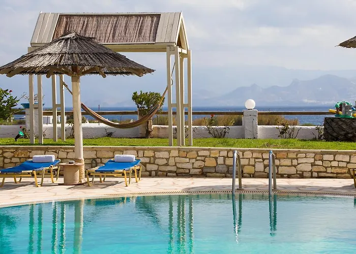 Lägenhetshotell Fyrogenis Palace 2*