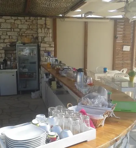 Fyrogenis Palace Lägenhetshotell 2*